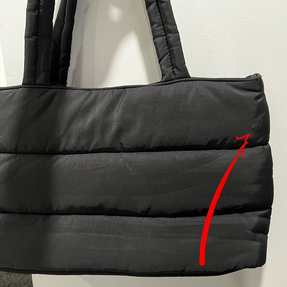 Starbucks x Miffy collaboration puffer tote bag - Picture 9 of 10